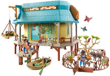 Load image into Gallery viewer, PLAYMOBIL WILTOPIA ANIMAL CARE STATION WITH LIGHT EFFECTS